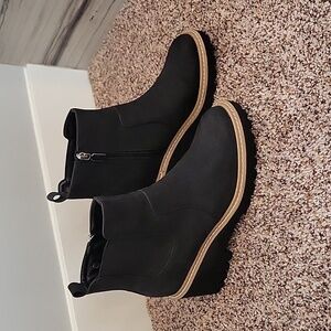 Women's Dream Pairs Wedge Chelsea Boots